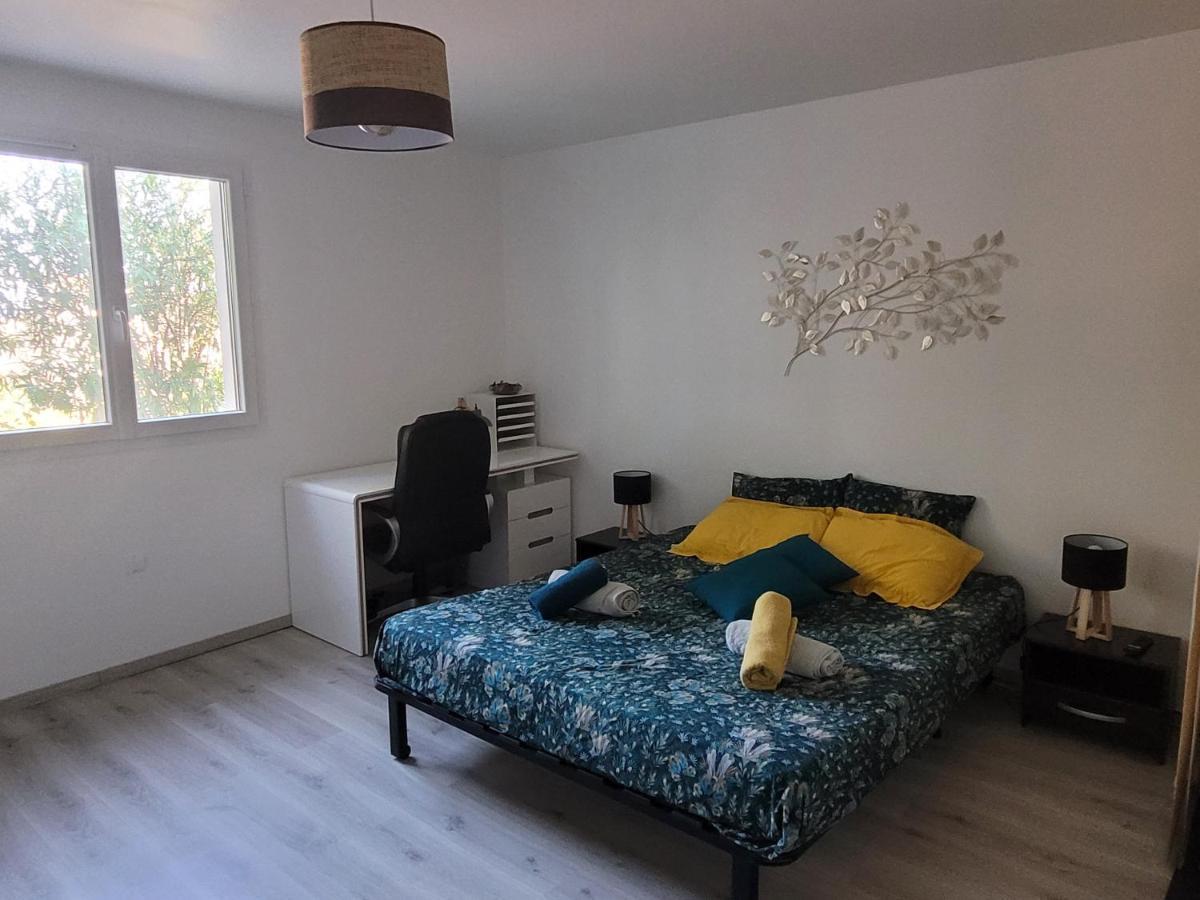 Appartement Tout Equipe En Rez-De-Jardin Entre Gard Et Ardeche Saint-Julien-de-Peyrolas Экстерьер фото
