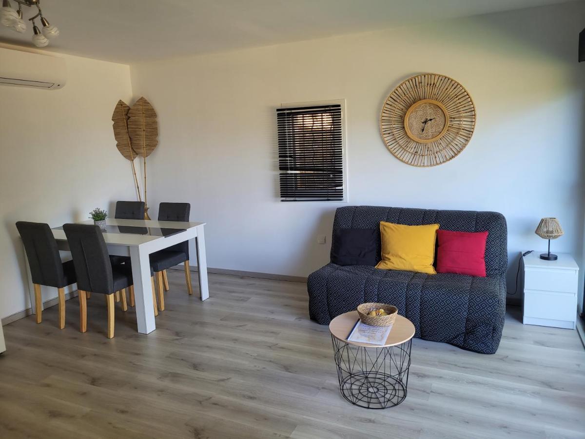 Appartement Tout Equipe En Rez-De-Jardin Entre Gard Et Ardeche Saint-Julien-de-Peyrolas Экстерьер фото